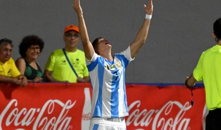 FÚTBOL: ARGENTINA CAMPEÓN EN ESPAÑA
