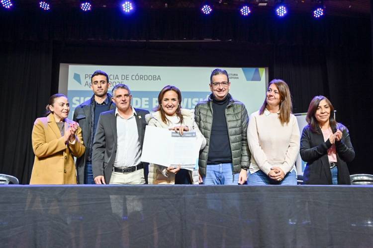 Nueva etapa en la red de agua para Estación General Paz: Obra pública en marcha con apoyo provincial
