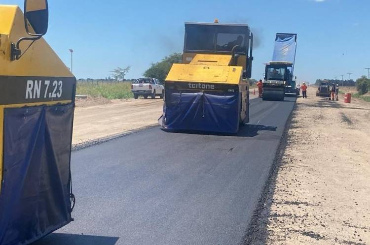 Avanza la rehabilitación total de la Ruta Provincial 11 entre Isla Verde y Monte Maíz