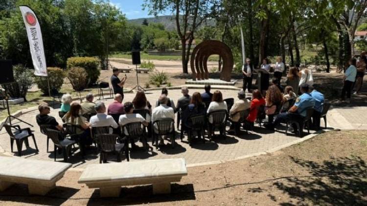 Villa Carlos Paz suma un espacio de memoria y poesía dedicado a Ernesto Sábato